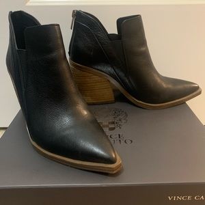 Vince Camuto booties size 7